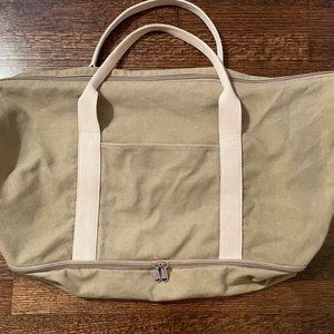 Lo & Sons Catalina Weekender Bag